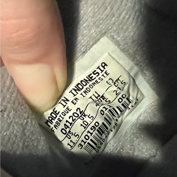 Vintage Nike Air Light Grey & White Sneakers Shoes Script Logo 00’s 310190-011 - Picture 14 of 16